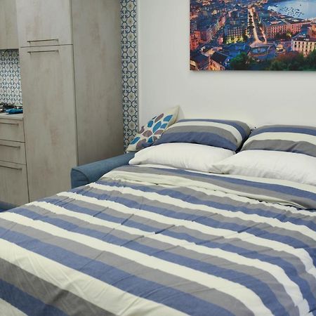 Chiaja Lux House Apartment Naples Exterior photo