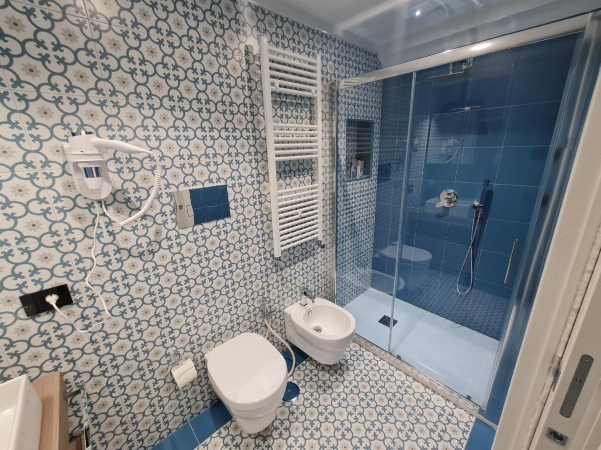 Chiaja Lux House Apartment Naples Exterior photo